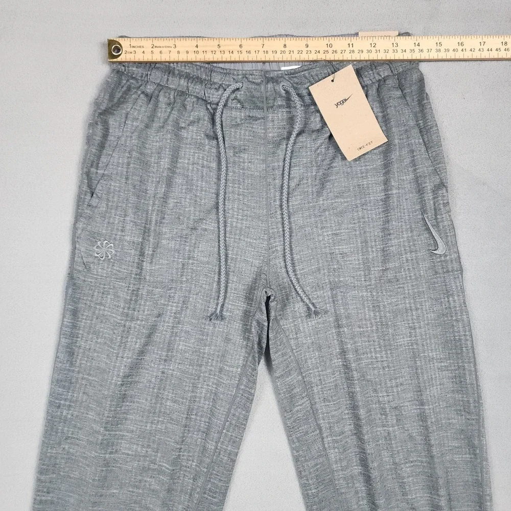 Nike Yoga Jogger Pants Mens Size S Gray Training Sweatpants Cuffed NWT